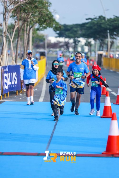 Race photo from ISOPlus Run 2024 Jakarta
