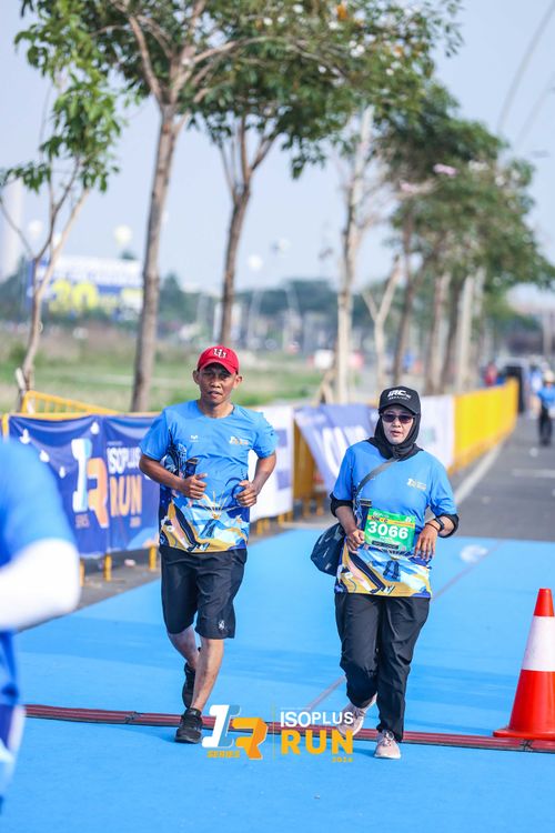 Race photo from ISOPlus Run 2024 Jakarta
