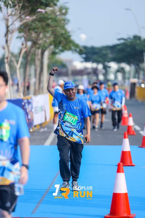 Race photo from ISOPlus Run 2024 Jakarta