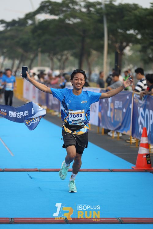 Race photo from ISOPlus Run 2024 Jakarta