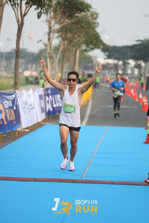 Race photo from ISOPlus Run 2024 Jakarta
