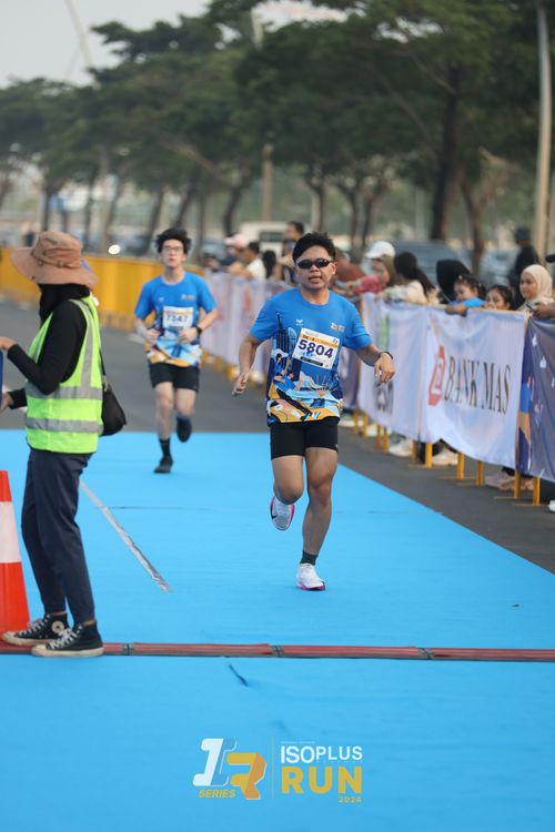 Race photo from ISOPlus Run 2024 Jakarta