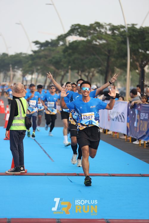 Race photo from ISOPlus Run 2024 Jakarta