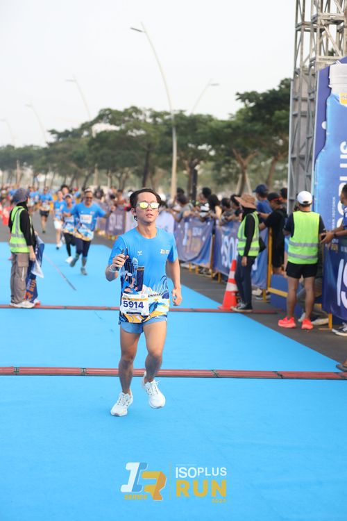 Race photo from ISOPlus Run 2024 Jakarta