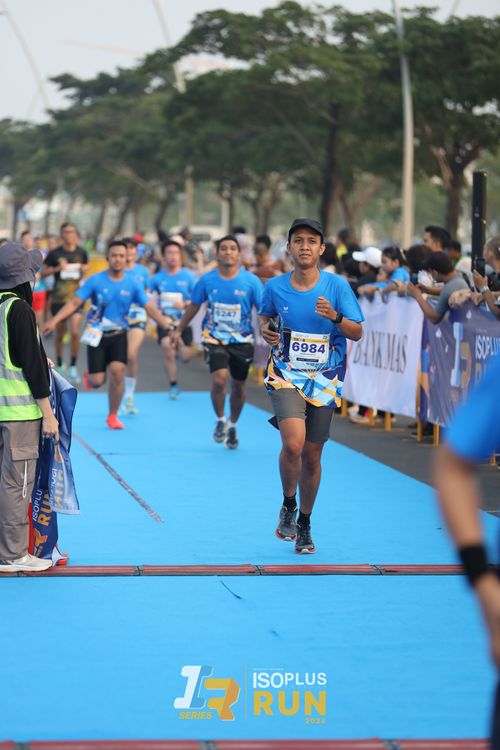 Race photo from ISOPlus Run 2024 Jakarta
