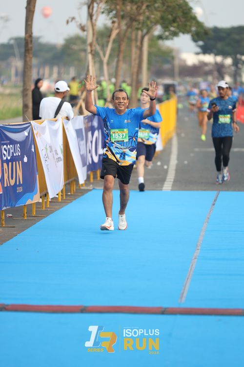 Race photo from ISOPlus Run 2024 Jakarta