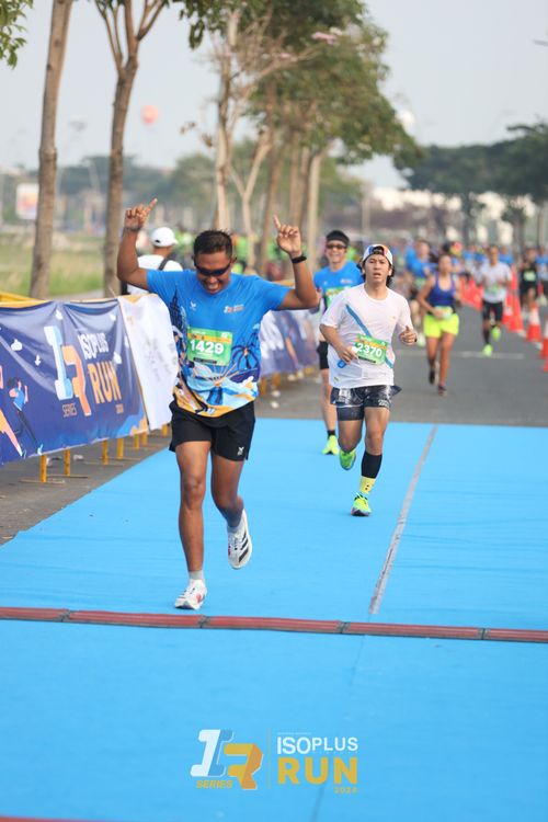 Race photo from ISOPlus Run 2024 Jakarta