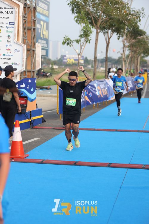 Race photo from ISOPlus Run 2024 Jakarta