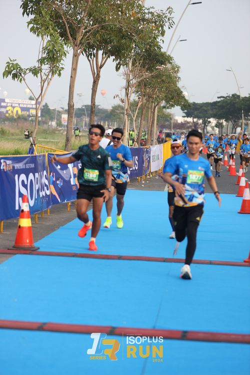 Race photo from ISOPlus Run 2024 Jakarta