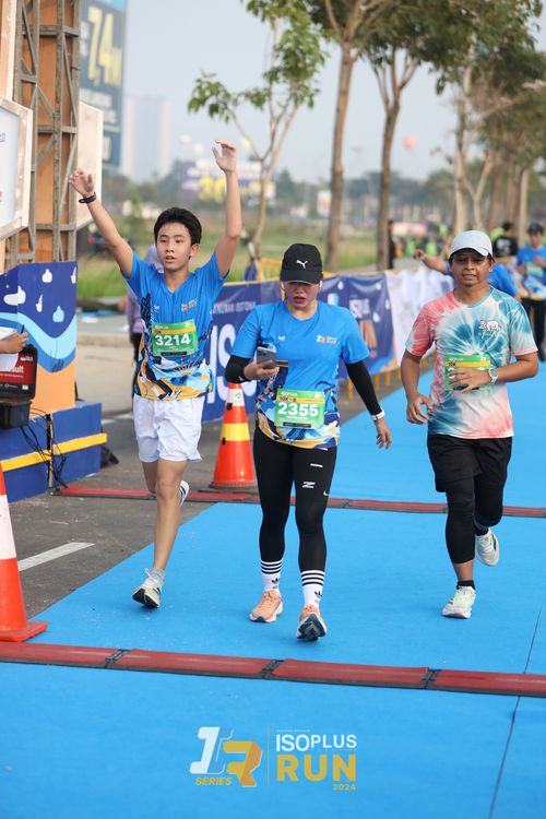 Race photo from ISOPlus Run 2024 Jakarta