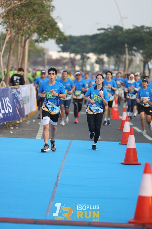 Race photo from ISOPlus Run 2024 Jakarta