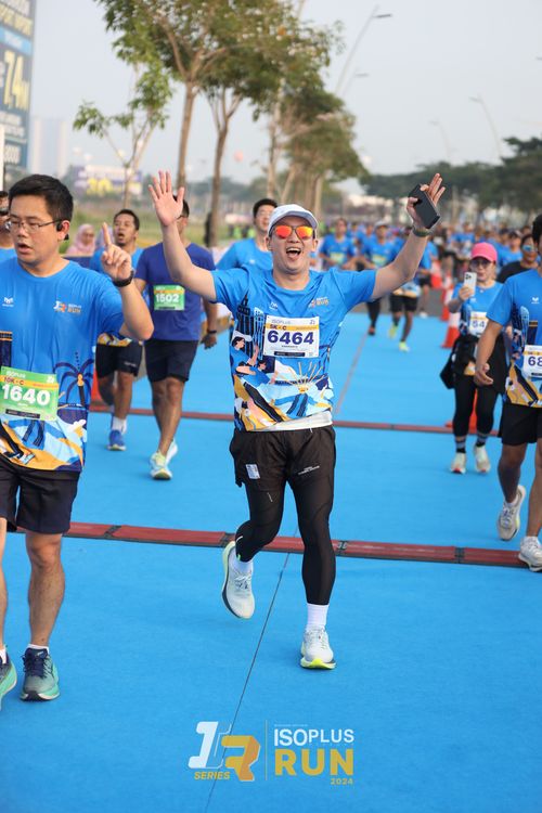 Race photo from ISOPlus Run 2024 Jakarta