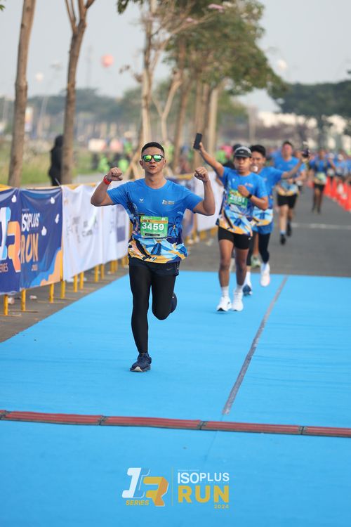 Race photo from ISOPlus Run 2024 Jakarta