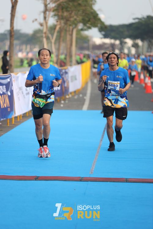 Race photo from ISOPlus Run 2024 Jakarta