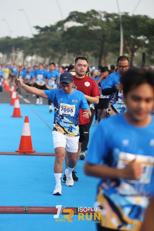 Race photo from ISOPlus Run 2024 Jakarta