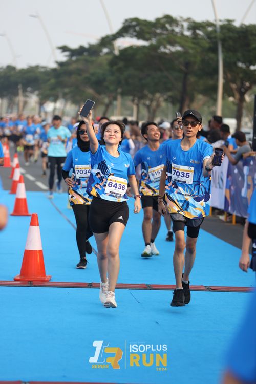 Race photo from ISOPlus Run 2024 Jakarta