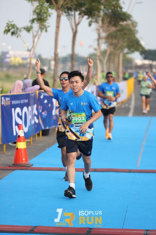 Race photo from ISOPlus Run 2024 Jakarta