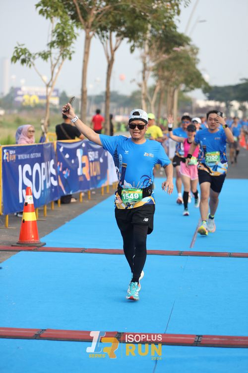 Race photo from ISOPlus Run 2024 Jakarta