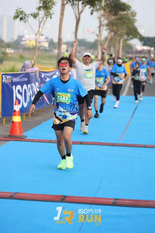 Race photo from ISOPlus Run 2024 Jakarta