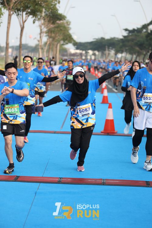 Race photo from ISOPlus Run 2024 Jakarta