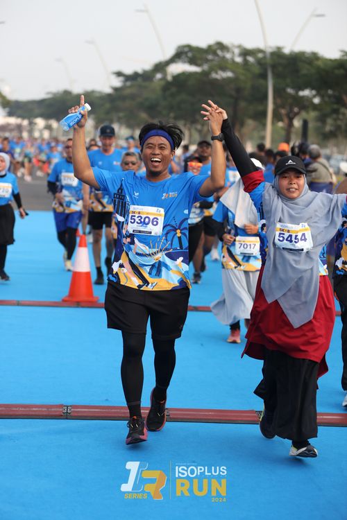 Race photo from ISOPlus Run 2024 Jakarta