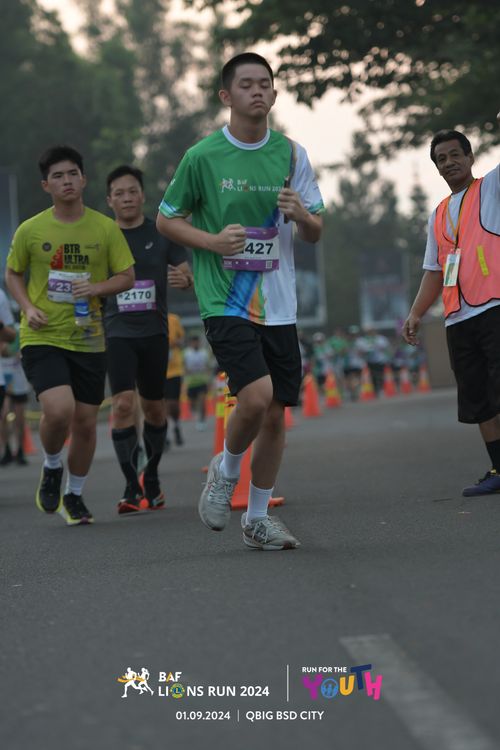 Race photo from BAF LIONS RUN 2024