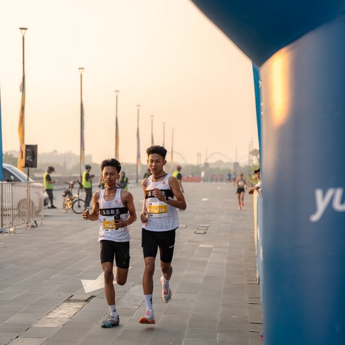 Race photo from YUK TRAVEL RUN