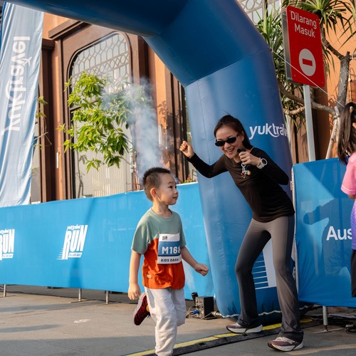 Race photo from YUK TRAVEL RUN