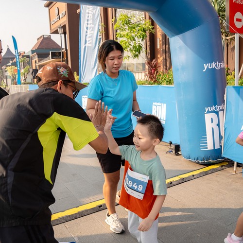 Race photo from YUK TRAVEL RUN
