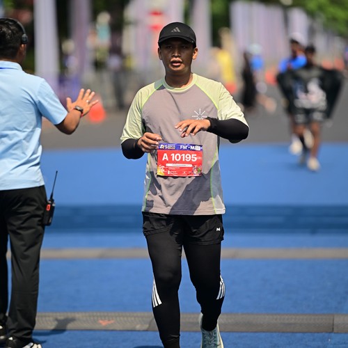 Race photo from SURABAYA ISOPLUS MARATHON 2026