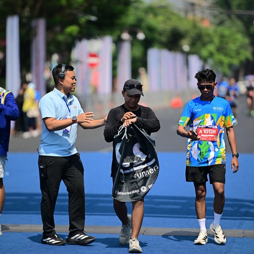Race photo from SURABAYA ISOPLUS MARATHON 2026
