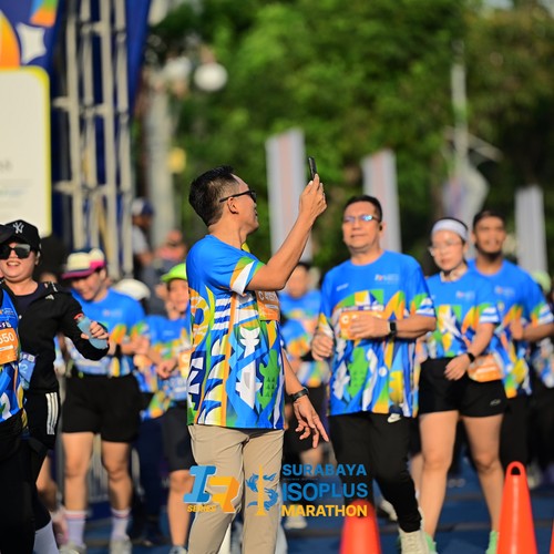 Race photo from SURABAYA ISOPLUS MARATHON 2026