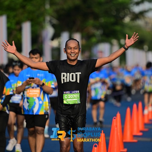 Race photo from SURABAYA ISOPLUS MARATHON 2026