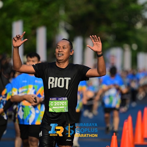 Race photo from SURABAYA ISOPLUS MARATHON 2026