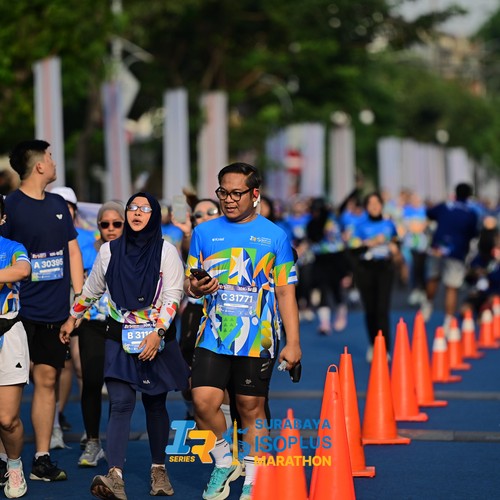 Race photo from SURABAYA ISOPLUS MARATHON 2026