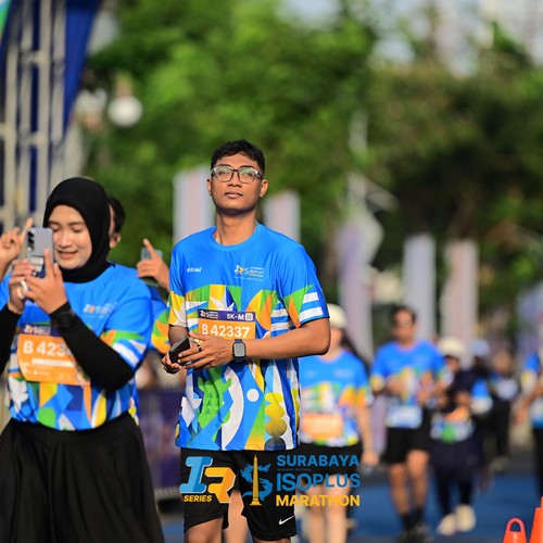 Race photo from SURABAYA ISOPLUS MARATHON 2026