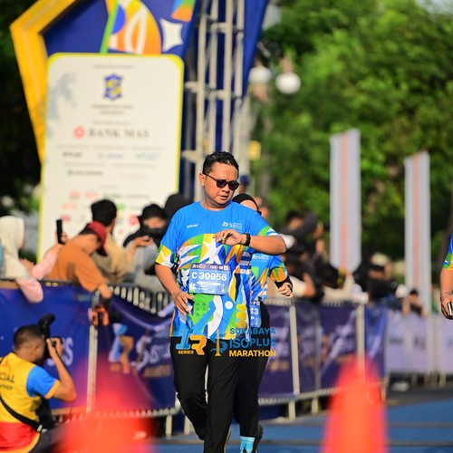 Race photo from SURABAYA ISOPLUS MARATHON 2026