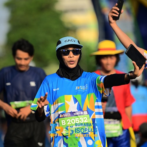 Race photo from SURABAYA ISOPLUS MARATHON 2026