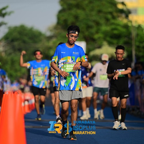 Race photo from SURABAYA ISOPLUS MARATHON 2026