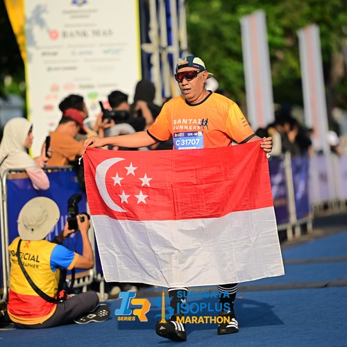 Race photo from SURABAYA ISOPLUS MARATHON 2026