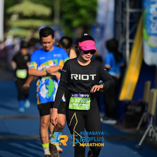 Race photo from SURABAYA ISOPLUS MARATHON 2026