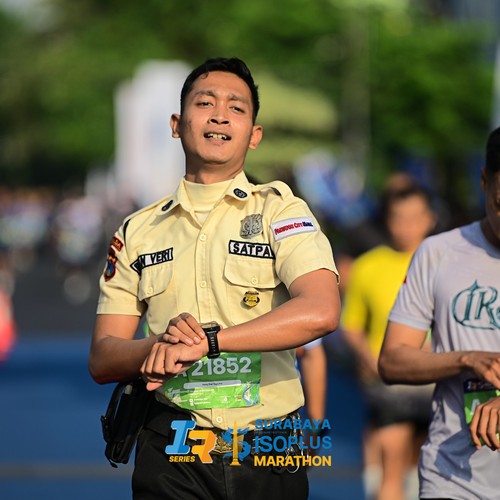 Race photo from SURABAYA ISOPLUS MARATHON 2026