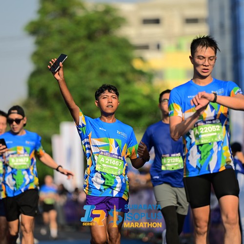 Race photo from SURABAYA ISOPLUS MARATHON 2026