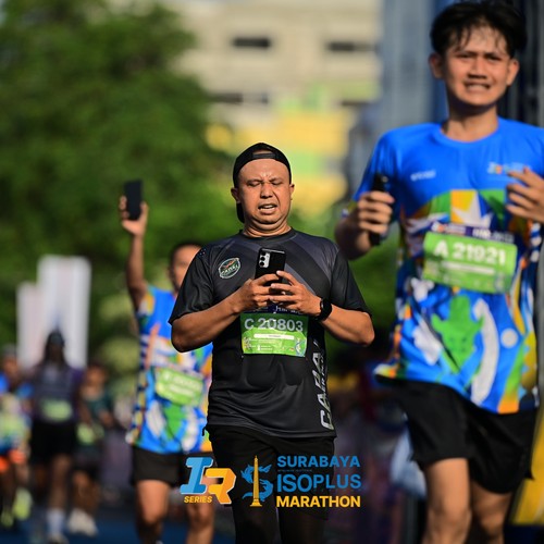 Race photo from SURABAYA ISOPLUS MARATHON 2026
