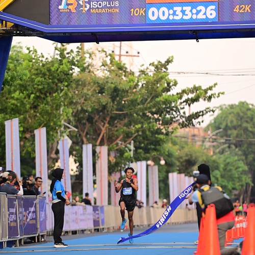 Race photo from SURABAYA ISOPLUS MARATHON 2026