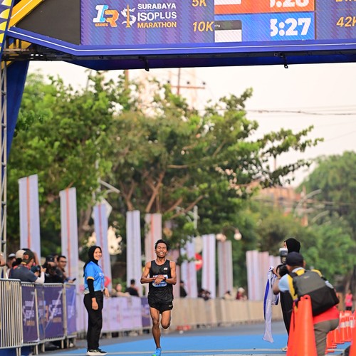 Race photo from SURABAYA ISOPLUS MARATHON 2026