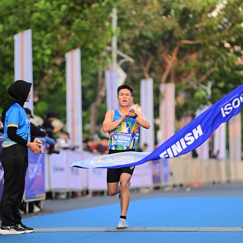 Race photo from SURABAYA ISOPLUS MARATHON 2026