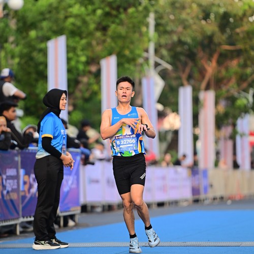 Race photo from SURABAYA ISOPLUS MARATHON 2026