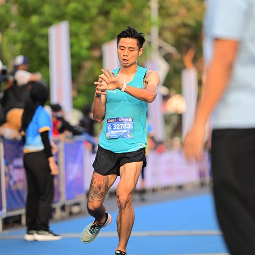 Race photo from SURABAYA ISOPLUS MARATHON 2026