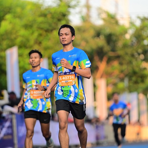 Race photo from SURABAYA ISOPLUS MARATHON 2026